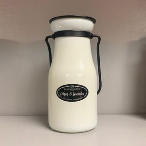 Milkhouse Candle Co. Citrus & Lavender 8 oz